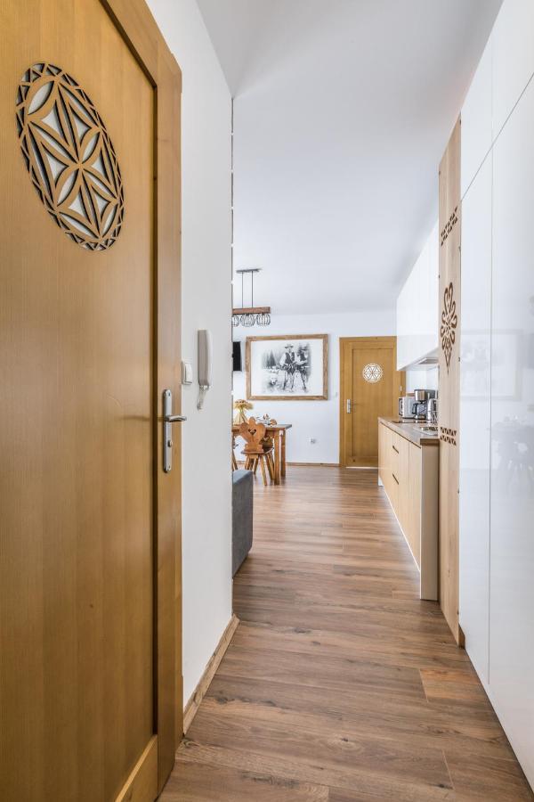 Aparthost Apartamenty Butorowy & Spa Kościelisko Exterior foto